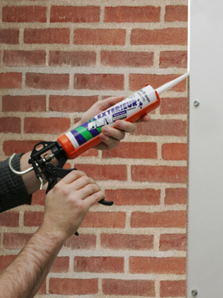 ZWALUW_ACRYL_EXTERIOR_APPLICATION_IMAGE.png